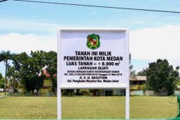 Pemkot Medan terima sertifikat hak pakai Lapangan Sejati dari BPN