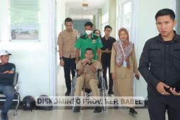 Pj Gubernur Suganda hampir sepekan gunakan tongkat dan kursi roda
