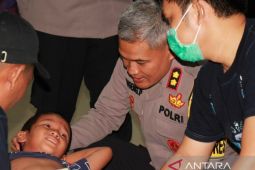 Polres Tapin gelar sunat gratis dalam rangka HUT Bhayangkara