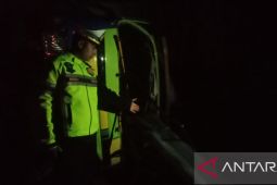 Seorang penumpang truk tewas karena kecelakaan tunggal di Sukabumi