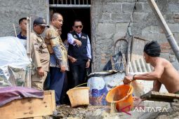 Bupati Bekasi tinjau proyek Rutilahu-SPALDS turunkan kemiskinan dan stunting