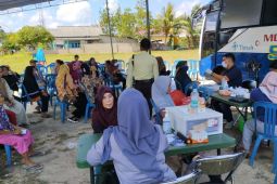 Hadir di Desa Terak, warga berharap Mobil Sehat PT Timah bisa datang lagi