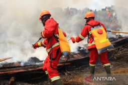 Melatih warga Papua dalam mengatasi karhutla
