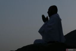 Jamaah diimbau tak pikirkan urusan dunia saat wukuf di Padang Arafah