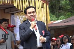 Ribuan anggota Punguan Simbolon Dohot Boru Indonesia napak tilas Gunung Simbolon