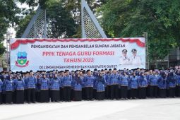 Bupati Garut: 3.295 guru PPPK miliki tugas sama dengan ASN