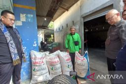 Petani Babel antusias tebus pupuk melalui "I-Pubers"