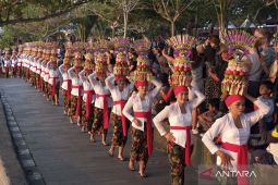 Parade Mapeed digelar di Tanah Lot