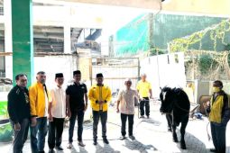 Idul Adha, Golkar Jatim serahkan hewan kurban ke PWNU