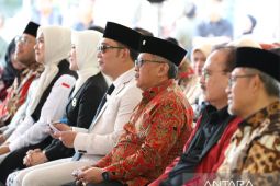 Sekjen PDIP siratkan kehadiran bakal cawapres Ganjar di hadapan Ridwan Kamil