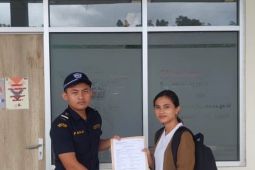 Bea cukai Ambon layani ekspor saat cuti bersama Idul  Adha