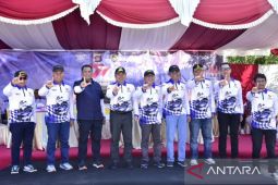 Kapolda-Gubernur Gorontalo nonton bareng 'safety riding'