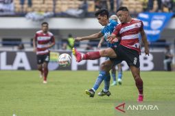 Liga 1: Madura United tahan Persib Bandung 1-1 di laga perdana
