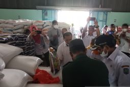Harga bahan pokok di Tanjung Pandan stabil