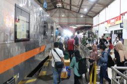 KAI Madiun layani 97.663 penumpang selama libur Idul Adha 1444 H