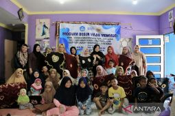 Dosen ULM cetak komunitas "IRT" terampil pembuatan kain sasirangan