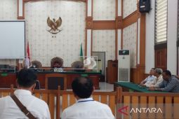 Pengadilan tolak permohonan praperadilan tersangka reklamasi Pantai Melasti