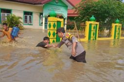 Banjir terjang 13 desa dan kelurahan di Kolaka