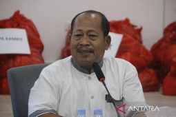 Dindik Belitung Timur bagikan 200 paket sembako dan daging pada KPM