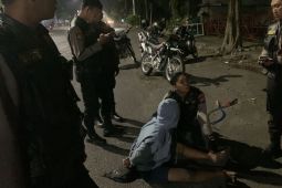 Polrestabes Surabaya tangkap tiga pemuda diduga gangster