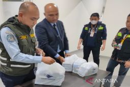 Kemenkumham pastikan dokumen keimigrasian kedatangan jamaah haji kloter 1 lengkap