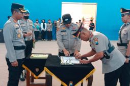 Tujuh pama Polres Situbondo dimutasi