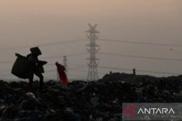 Membentuk karakter manusia sadar sampah