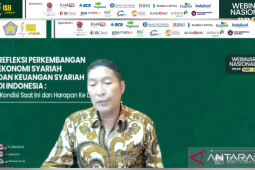 Aset industri keuangan syariah Indonesia Rp2.420 triliun