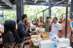 Cak Ji minta pedagang ramaikan Pasar Kutisari baru