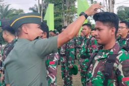 Dandim Putussibau ajak anggotanya bersikap humanis kepada masyarakat