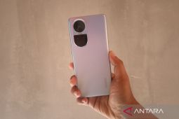 Kemarin, Oppo Reno10 5G di Indonesia sampai single baru Teddy Adhitya