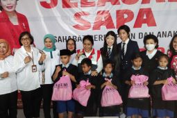 KemenPPPA serahkan satu ton ikan untuk anak-anak Bantar Gebang Bekasi