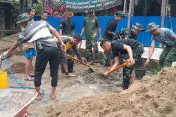 Satgas TMMD bangun poskamling