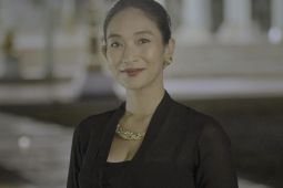 Karakter dukun membuat artis Happy Salma mau balik ke dunia