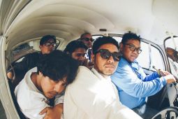 Polyester Embassy rilis mini album EVOL, sebuah grahita suara evolusi