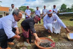 Bupati Bangli letakkan batu pertama pembangunan Laboratorium Bio Safety