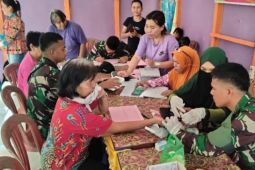 Satgas Pengamanan Perbatasan RI-Malaysia beri layanan kesehatan lansia