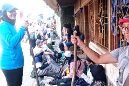 Kawasan pemukiman Badui ramai dikunjungi wisatawan selama liburan sekolah