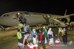 Info Haji - 2.939 jamaah haji Embarkasi Banjarmasin tiba di Tanah Air