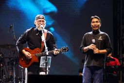 Konser Iwan Fals di 25 kota, ini yang tidak ingin dilewatkan di 2024