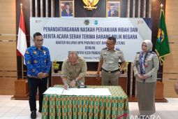 BPN Babel resmi hibahkan sebidang tanah untuk pembangunan Masjid Agung Kubah Timah