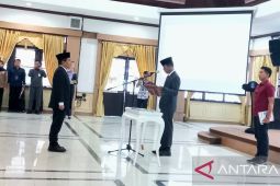 Dikukuhkan Pj Gubernur Suganda, Mhd.Irzal Resmi Jabat Kepala Perwakilan BKKBN Babel
