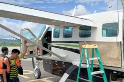 Pesawat Smart Air bawa tujuh personel Damai Cartenz ditembak KKB di Homeyo