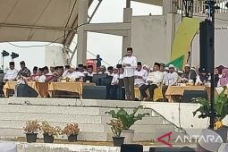Wabup Labura : Alun-alun akan dijadikan pusat kuliner dan sport center