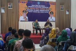 Wabup HSS audiensi bersama pejabat administrator evaluasi program pembangunan