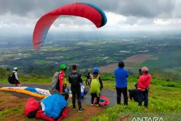 Fasi Situbondo terjunkan tiga atlet paralayang Liga Jatim Seri 2 di Banyuwangi