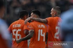 Kaltim kemarin, kemenangan Borneo FC hingga 42 PLTS desa tertinggal