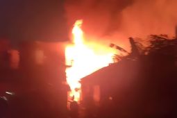 70 personel Gulkarmat padamkan kebakaran di Cengkareng