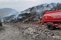DLH Garut masih berupaya atasi kebakaran di TPA Pasir Bajing