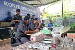 BNNK Balikpapan ungkap peredaran ganja yang dikemas  sejenis kue kering